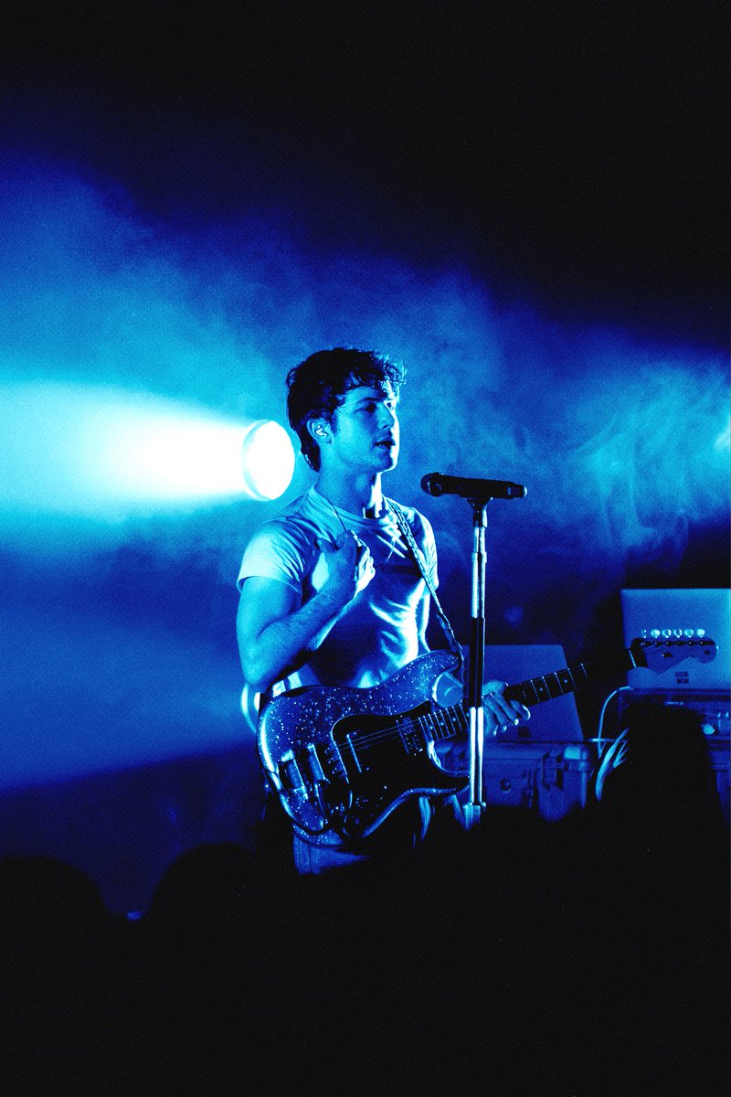 altwavemag's tweet image. Sir Dylan of house Wallows 😭🔥

📸: @annagraceyphoto 
#wallows #poprock #altwave #concert