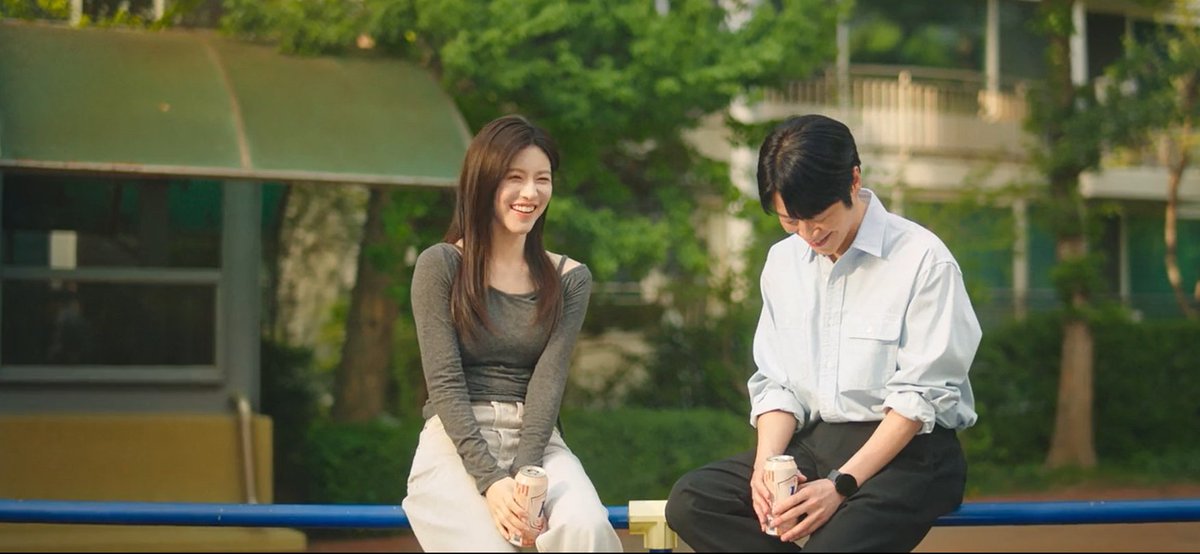kdramamiss's tweet photo. how to move on from the beauty of this scene #ResidentPlaybook #ResidentPlaybookEp6 https://t.co/8ksDhb5xmf