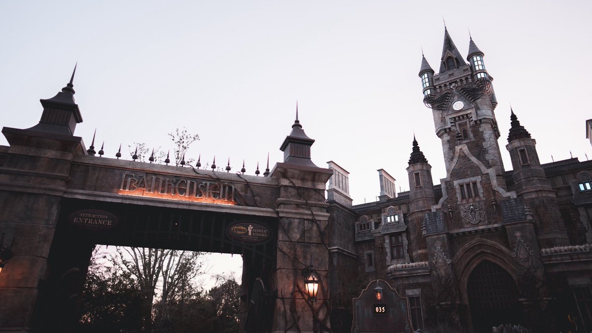 CurtisRoams's tweet photo. Home.
~
@uniorlphoto
~
KEYWORDS:
Epic Universe
Universal Studios
Theme Park
#universalstudios
#universalentertainment #universalpark #universalorldando #orlando #florida #universal #epicuniverse #Darkuniverse #frankenstein #frankensteinmonster https://t.co/PImTlJiqrJ