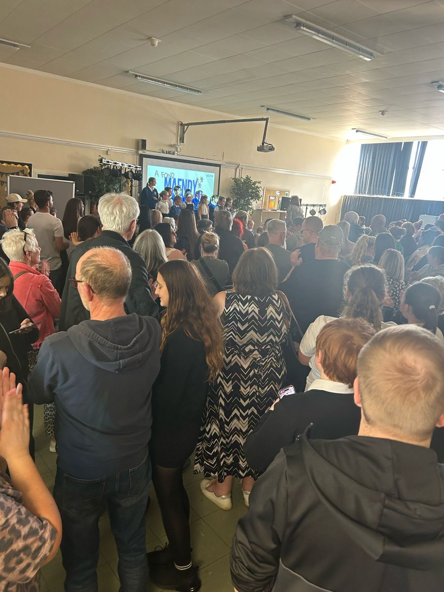 Maendy Primary tweet media