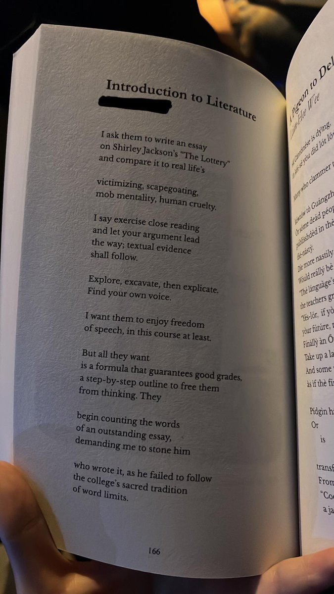 awildjesswrites's tweet photo. Not this poem in the Hong Kong poetry anthology literally word for word copying Billy Collins LOL https://t.co/w5nt6V3kKb