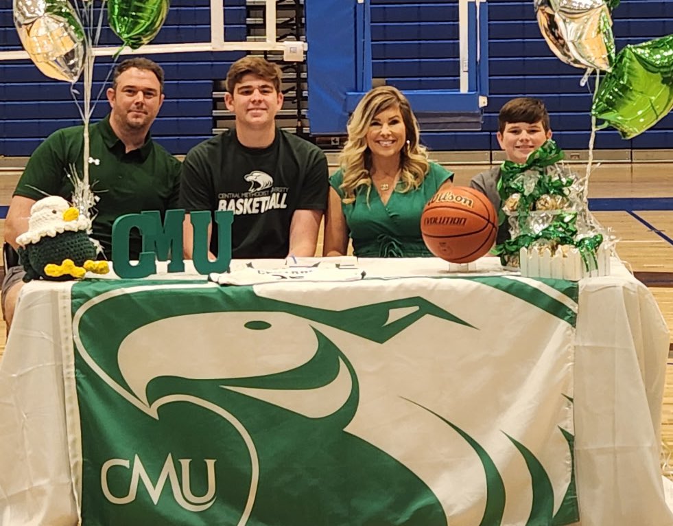 GVHoops's tweet image. Congratulations to @kc_kevin_35 for signing at @cmueaglesMBB   They are getting an outstanding young man who will have a positive impact on their program, just as he did ours!