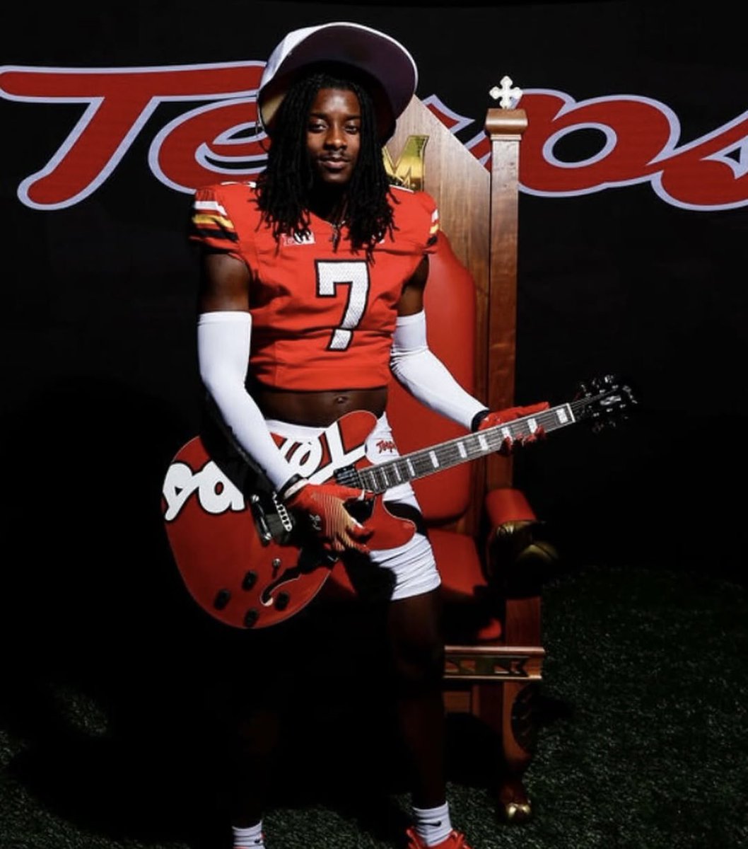 Inside the Black & Gold tweet media