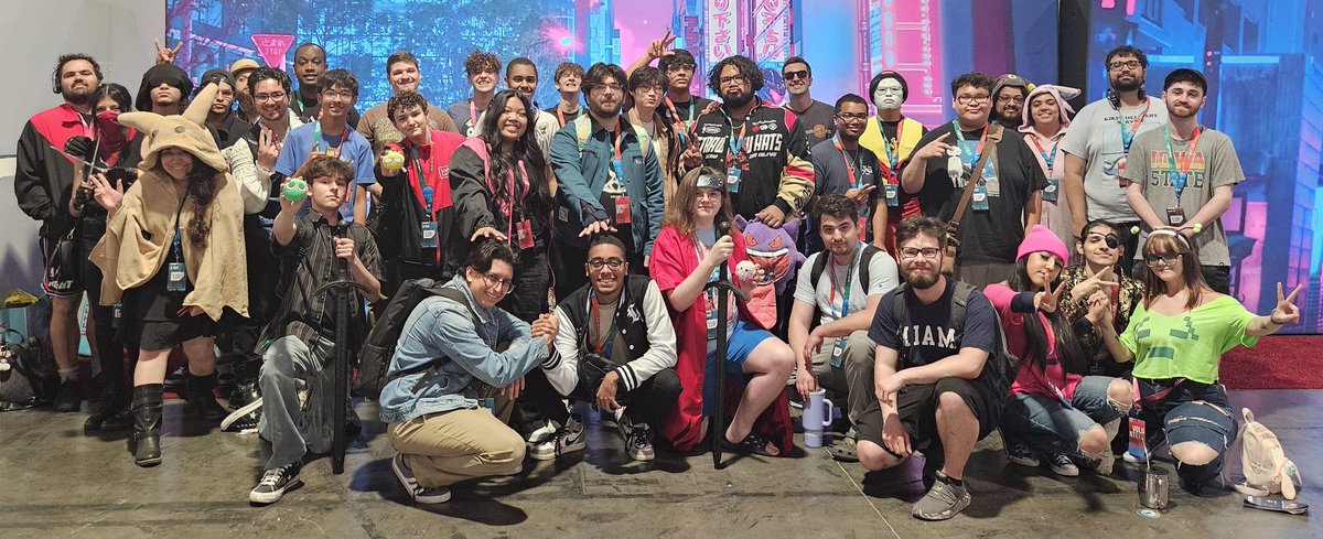 vegassmash's tweet image. Vegas Smash at @LVLUPEXPO