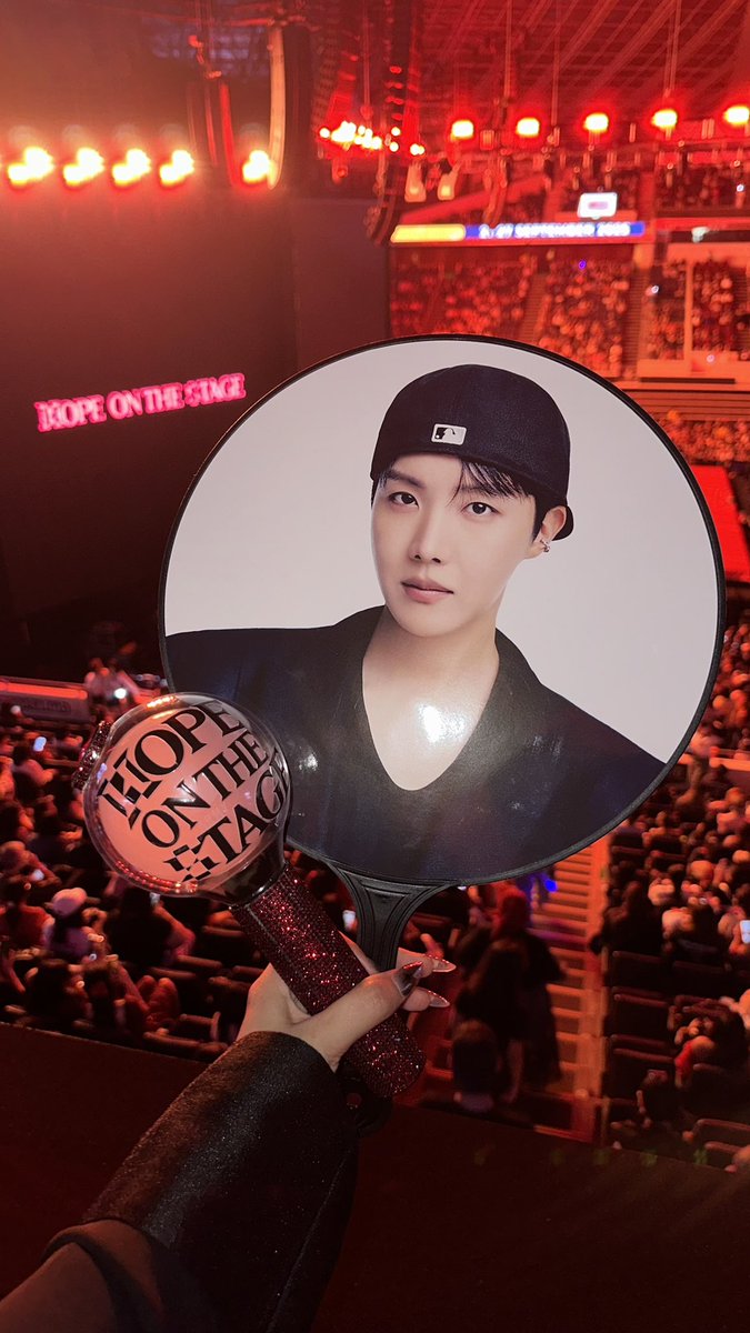 Amal saw hobipower tweet media