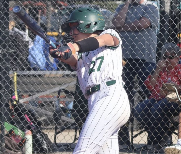 Lady Gator Softball tweet media