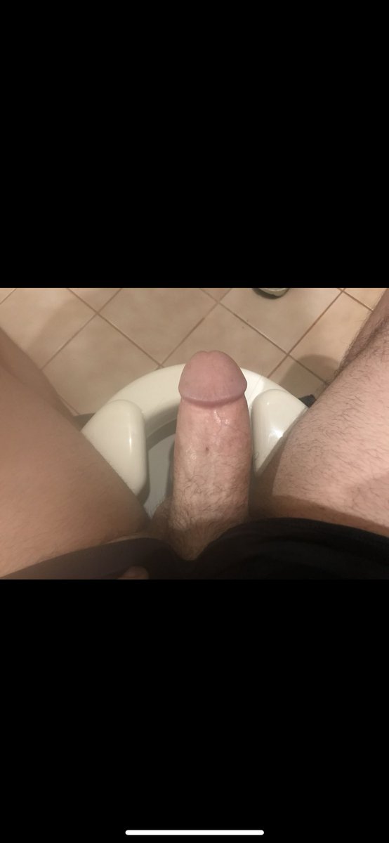 j_king2336's tweet photo. @ScottDay2626 @ThirstForTT @Seba_Ali0 being a grown man with the penis length of a 8yr old is no cute…u need to be more concerned with that😭😭 https://t.co/CB2nswMbfM