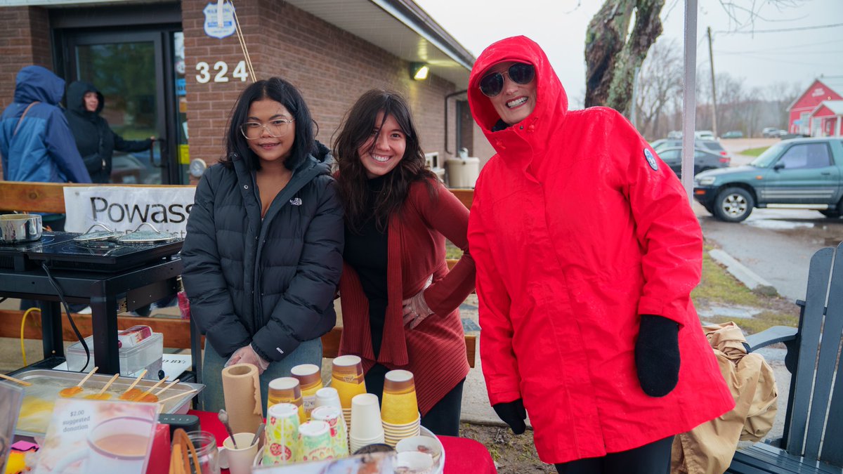 MPRochefort's tweet photo. A little rain didn’t dampen spirits at the Powassan Maple Syrup Festival Saturday!  Municipalities like Powassan show great leadership when they collaborate with volunteers, small businesses, sponsors to build community and boost the economy. April 28 vote Pauline Rochefort! 🇨🇦 https://t.co/m6TRVNAY2s