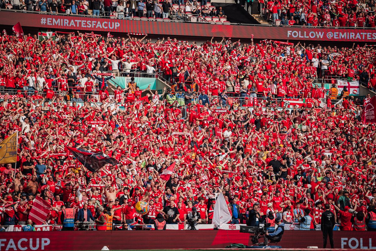 📸 Not to be today but my god what an absolute privilege it is to be working for this football club.. the fans are on another level to anything I’ve ever seen before. Proud to say I’m a Forest fan ❤️🌳 #NFFC