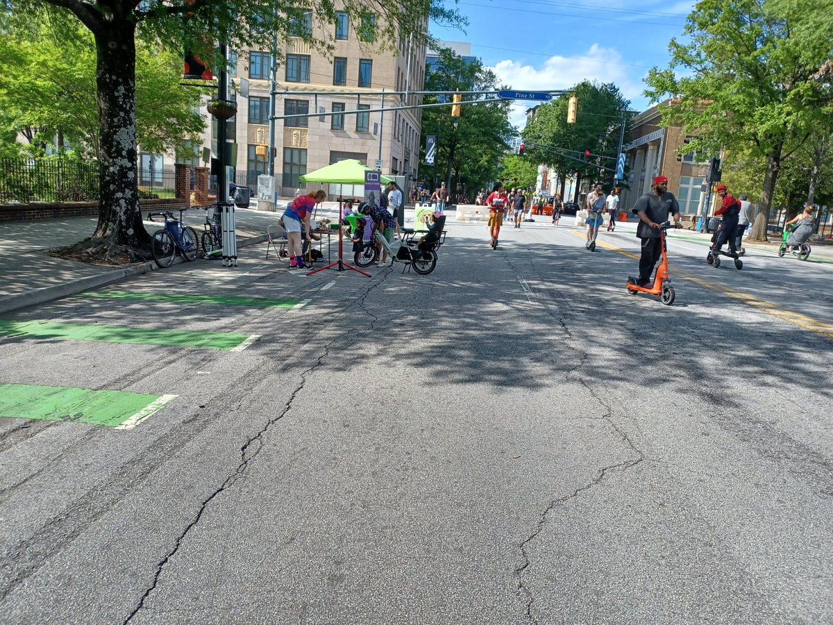 Thad Oviatt tweet media