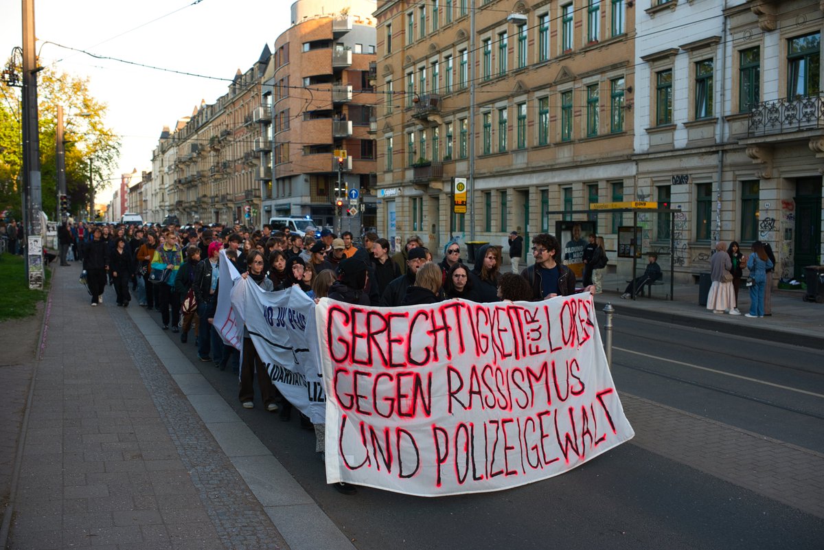 Protestfotografie Dresden tweet media