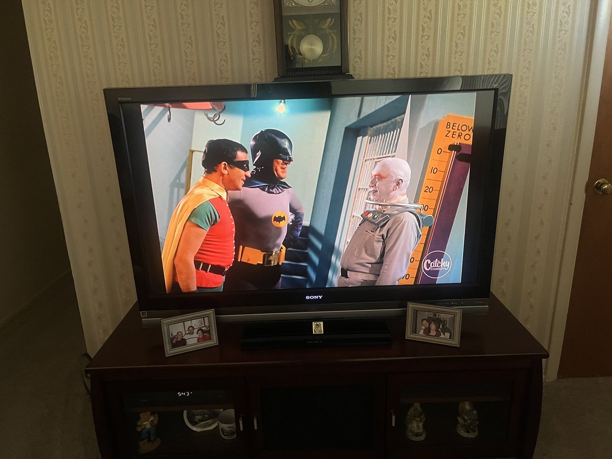 Watching some original old Batman and Robin enjoy your evening peeps 😊✌️