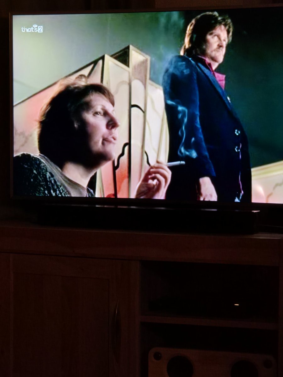 Katherine summers (@katsummers0101) on Twitter photo Wouldn't be a sunday in our house without <a href="/chesloza/">Lorraine Cheshire π</a> on the telly! #LifeOnMars #ToTheRegiment Wouldn't be a sunday in our house without <a href="/chesloza/">Lorraine Cheshire π</a> on the telly! #LifeOnMars #ToTheRegiment