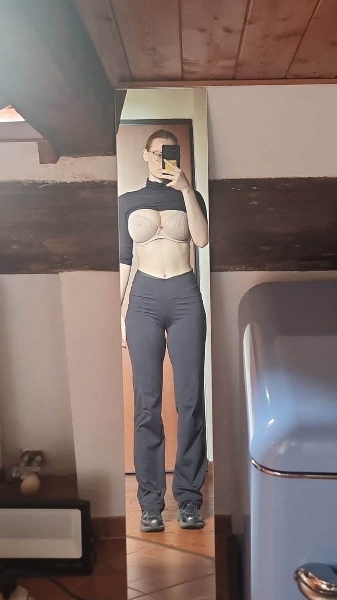 onlyfans.com/luizaconlaz/c12