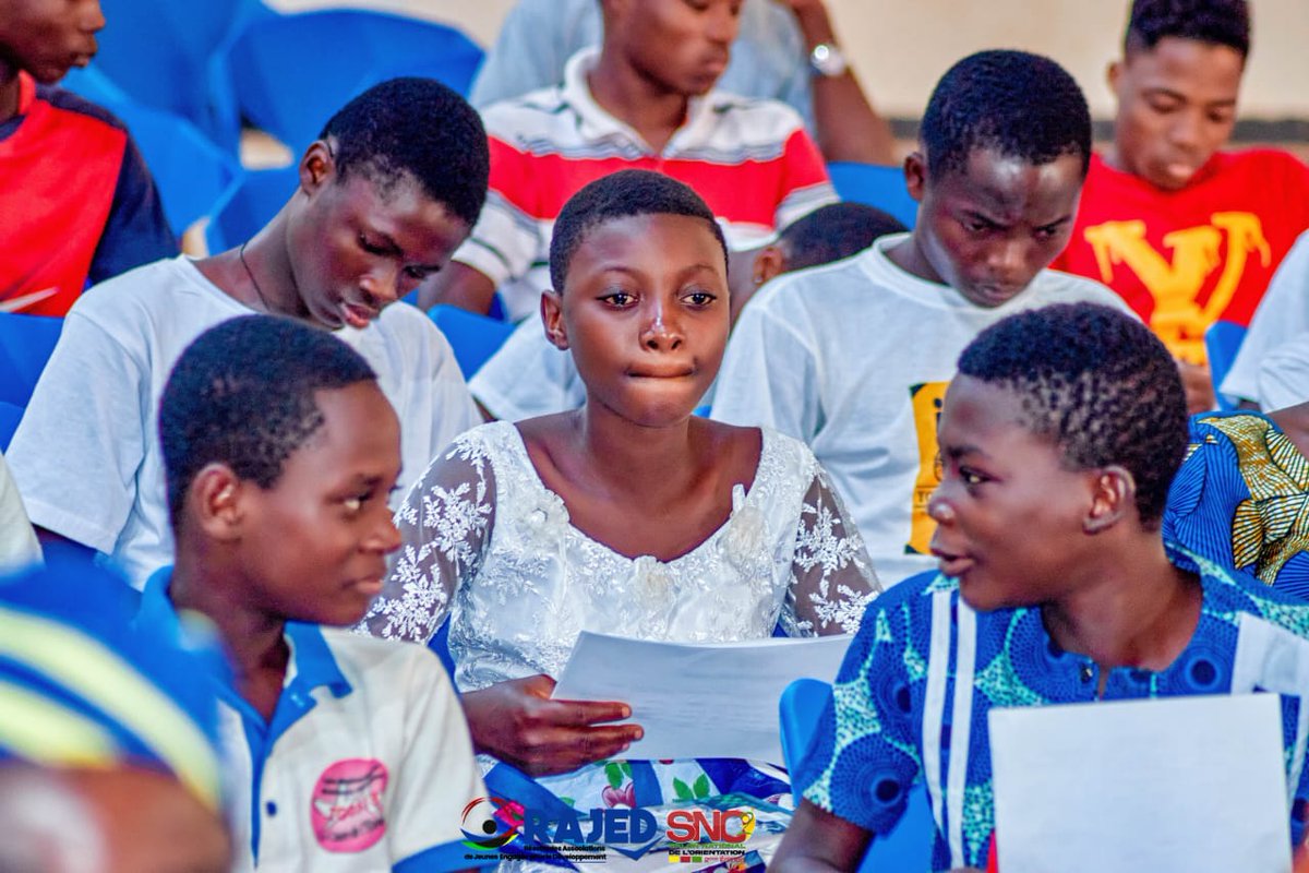 Aujourd'hui, nous réaffirmons donc notre engagement à former,orienter et inspirer une génération capable de porter haut les rêves de notre pays.
À travers nos actions et initiatives, nous croyons qu'il est possible d'élever chaque rêve individuel au service d'un projet collectif: