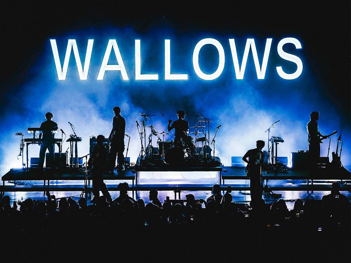 altwavemag's tweet image. Full stage shots are just ❤️‍🔥

📸: @annagraceyphoto
@wallowsmusic #wallows #concert #altwave