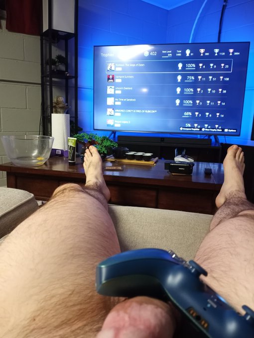 Watch Primaltime's leaked NSFW photo on TwXstars