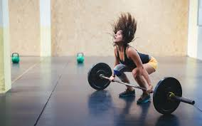 FitSebring's tweet photo. New DEADLIFT PR? Time to show off your strength! 💪 Crush those 10 reps and keep pushing yourself. Read more about it here: https://t.co/cN0t9qNGlY #Deadlifts #TrainingGoals #Fitness https://t.co/DhFfJPPOpJ
