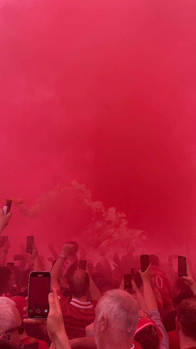 kev_charlton's tweet image. What a day. Championes! #lfc #ynwa