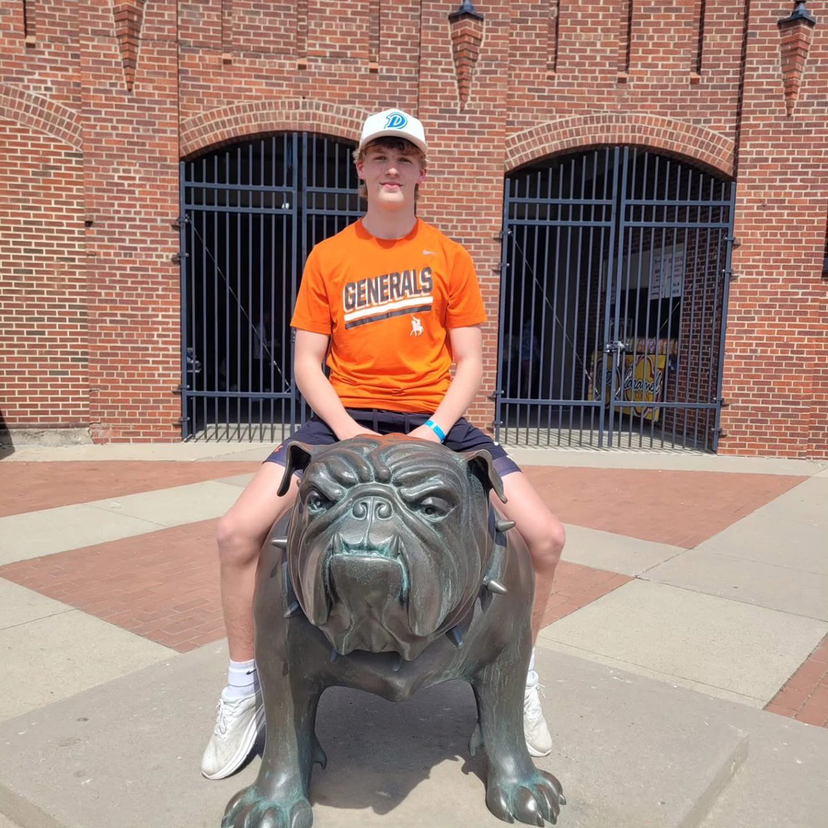 Tate5Marco's tweet image. Drake Relays
400m hurdles-54.21-9th