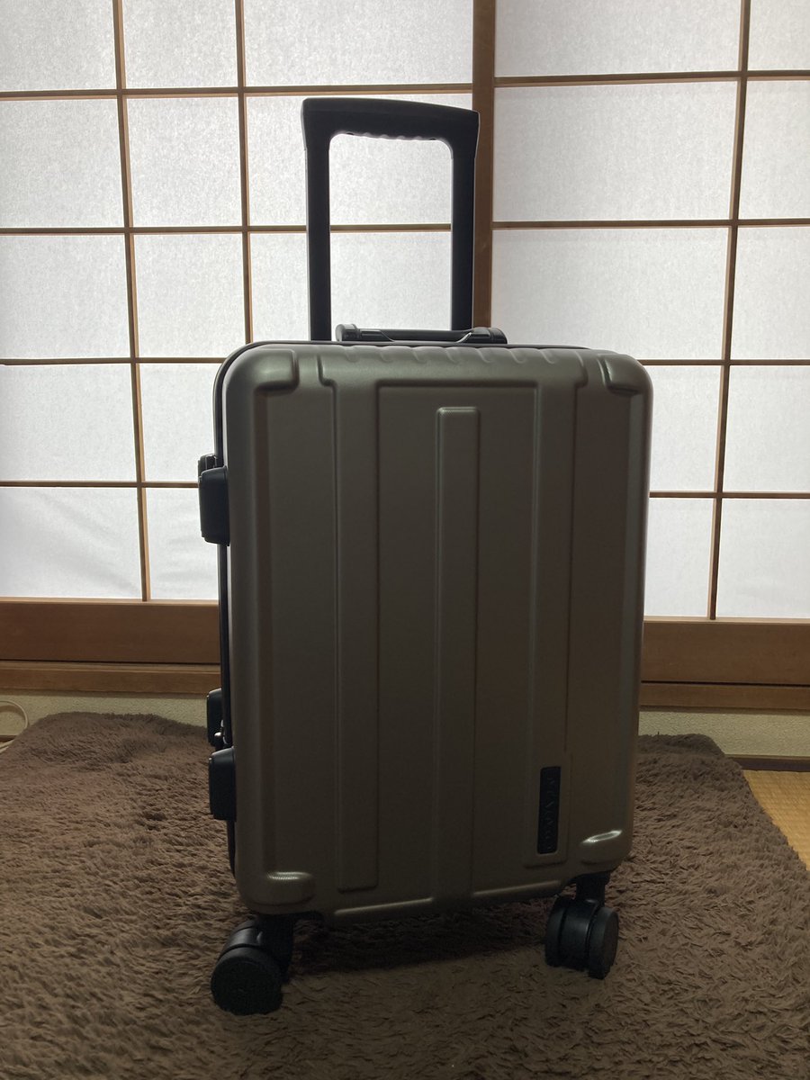 nishifukuro1959's tweet photo. こんにちは😃
今日から三連休スタート!
カミさんが仕事で外出…
雑用と掃除の後相棒🐶お散歩完了✅
先日Xの広告でMAIMOさんのスーツケースが当たるキャンペーンに応募したら何と当選して商品が届きました!
BIZTECTという素敵な品👍
⚽️📣👀遠征の相棒にいたします😊
#MAIMO
#BIZTECT https://t.co/e1uFM7woqZ