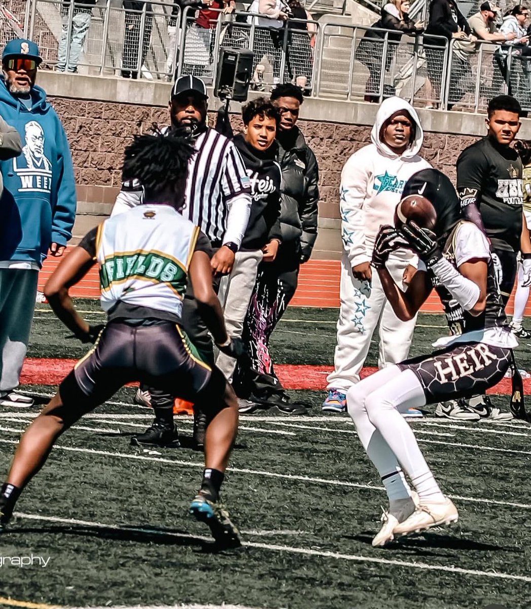 malmalfields_'s tweet image. #football #DB #7v7
