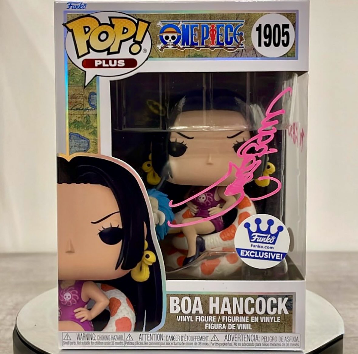 FunkoPOPsNews's tweet photo. Boa Hancock signed! Check out this sweet piece, just waiting for this Funko POP! To hit USA land ~ thanks @funko.hollic ~ #OnePiece #FPN #FunkoPOPNews #Funko #FunkoPOP https://t.co/LzlUhFR3tx