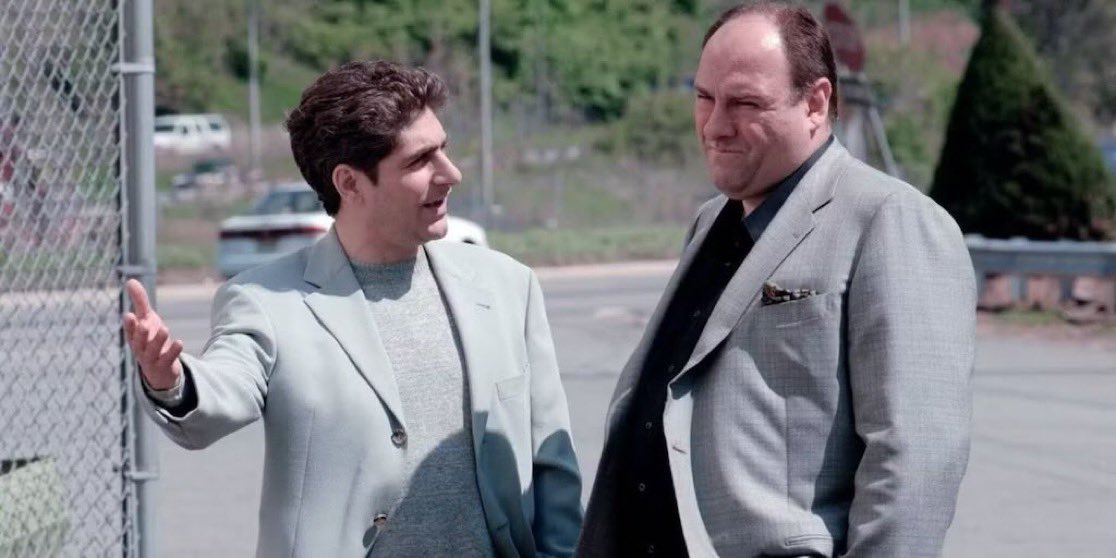 SopranosWorld's tweet photo. T, I’m just saying, if we get 1 gorilla vs 100 wise guys there ain’t no way we don’t come out on top. Yeah sure, a few poor pricks get their head ripped off or some shit, but it’s math, Ton. That gorilla won’t know what hit him https://t.co/ipSq3v1u9t
