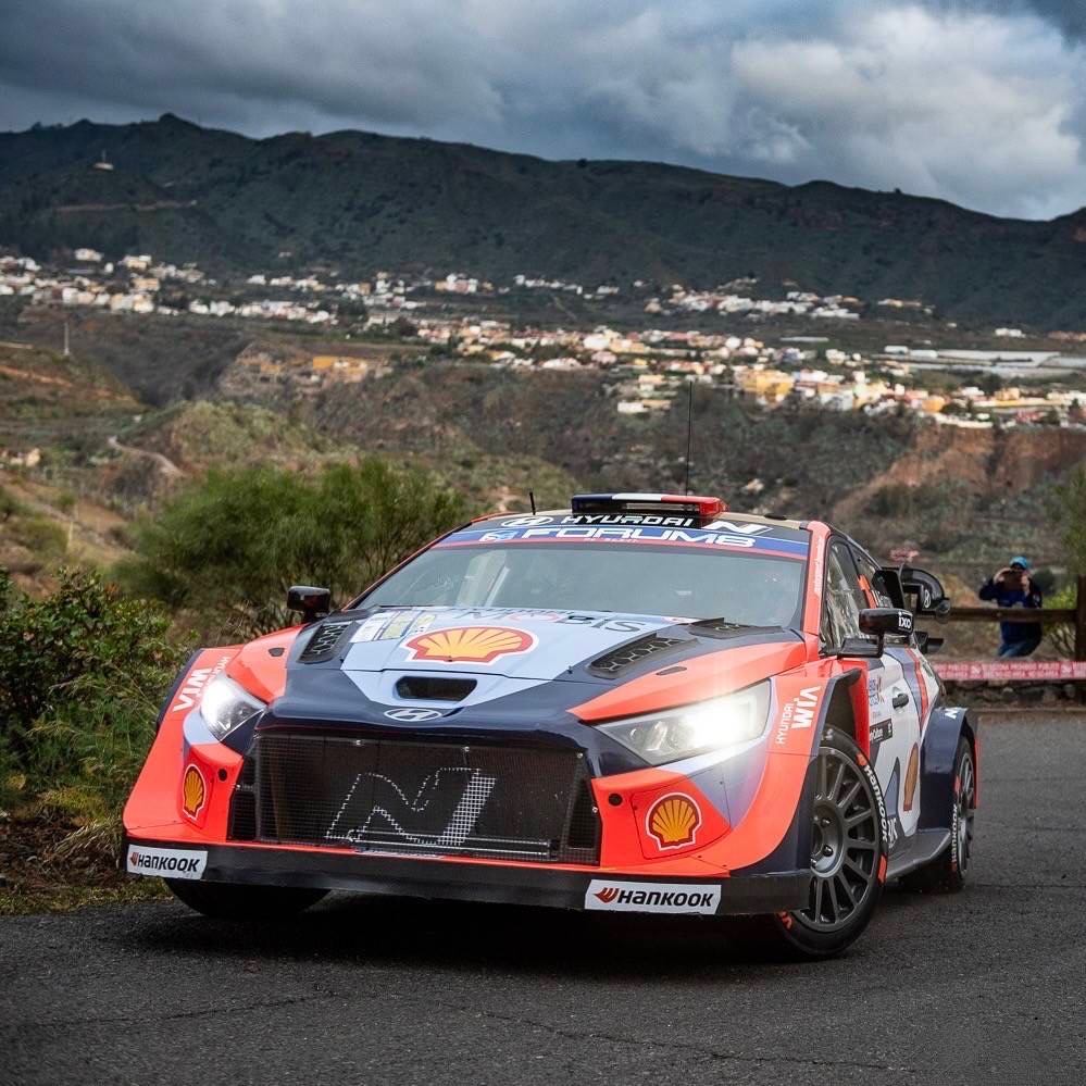 GRJ79K's tweet photo. #WRC
#TOYOTAGAZOORacingWRT @TGR_WRC #GRYaris🇯🇵
vs
#HyundaiShellMobisWRT @HMSGOfficial #i20N🇰🇷
#RallyeMonteCarlo 🇲🇨
Toyota🥇🥈 Hyundai🥉
#RallySweden 🇸🇪
Toyota🥇🥈 Hyundai🥉
#SafariRallyKenya 🇰🇪
Toyota🥇 Hyundai 🥈🥉
#RallyIslasCanarias 🇮🇨
Toyota 🥇🥈🥉 Hyundai - https://t.co/ArikIrvgLV