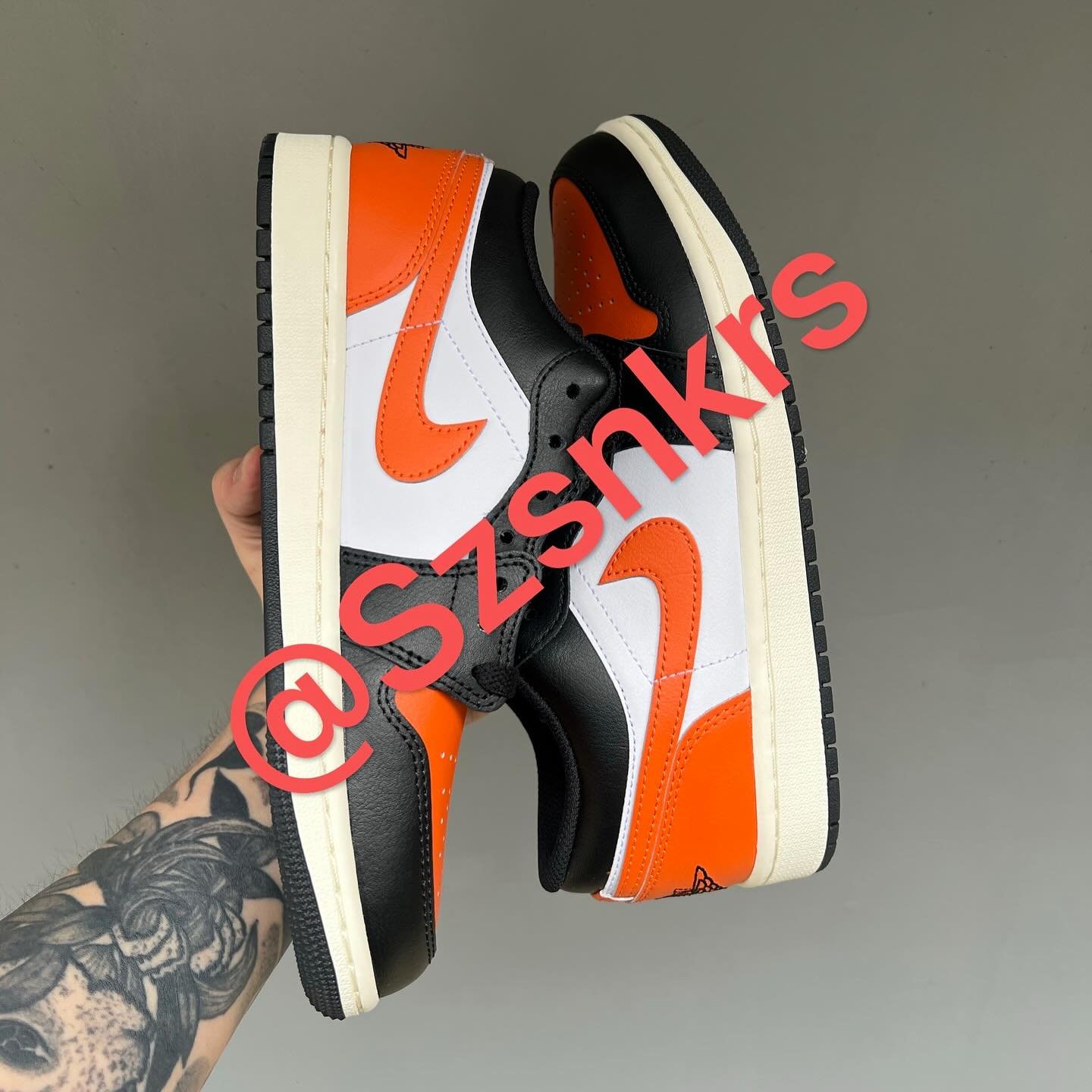 AJ1 Replica Mini Finger Shoes Boxed | Spineo.eu