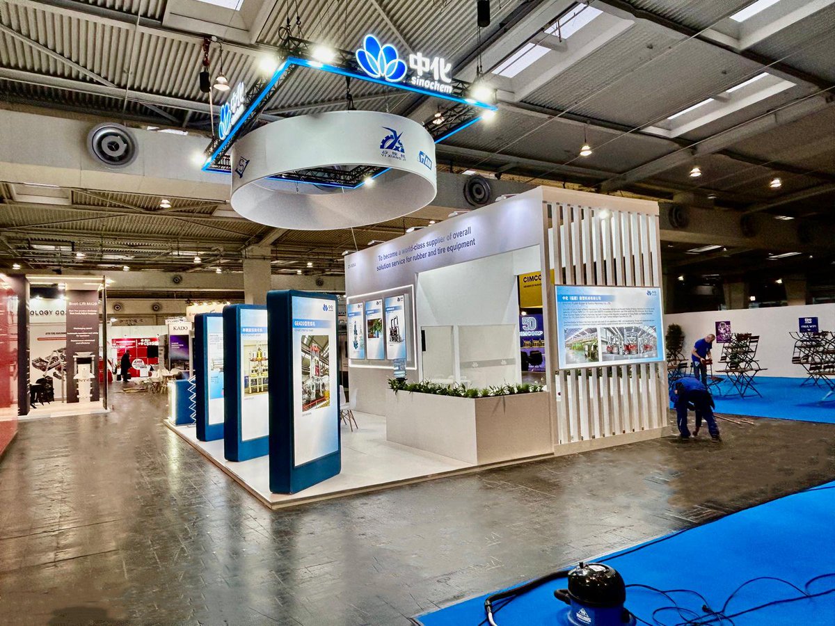 yngg2279261's tweet image. EU-US-JP Certified】Why 37% of tire manufacturers choose BroadMesse?

✔72hr Fast-track Booth Production

✔Bilingual On-site Crew

✔100% Recyclable Materials

👉Swipe to see how we transformed 2,500sqft for SinoChem! #ExhibitionTech #TireExpo2025 #ExhibitionBoothDesignBuild