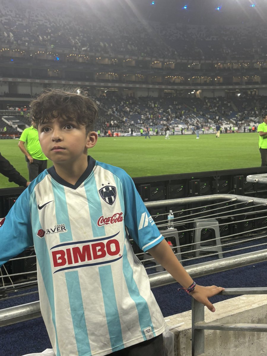 Roks_Castillo's tweet photo. Así la decepción… 

@Rayados #rayados #rayadoenlacancha @SergioRamos @FabyCC12 @cascarr1 https://t.co/dL0aA8WIpz