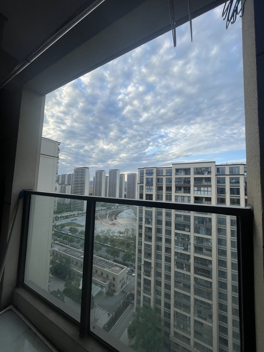 shui25877's tweet photo. 诸暨有没有聊聊天的朋友
男的女的都可以就是无聊想聊聊天
#诸暨 https://t.co/sefxkCJn6J