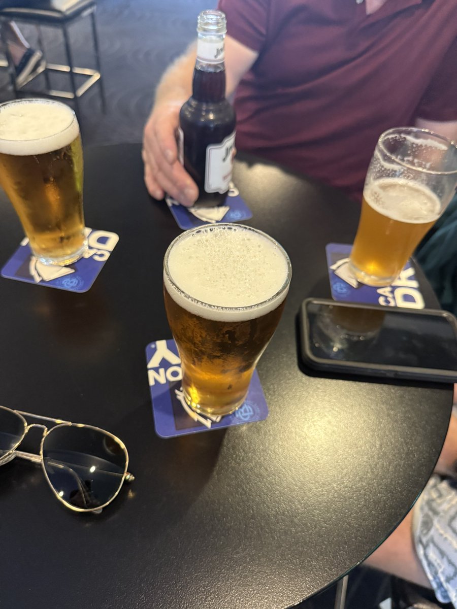 PuntingBaron's tweet photo. Pit stop 1
Cross Keys Hotel
#BoolBound https://t.co/zUhrP3fbVD