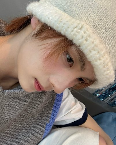 247_yj's tweet photo. 춘냥이가 너무 귀여워 . . . ♡ https://t.co/yefQHETz09