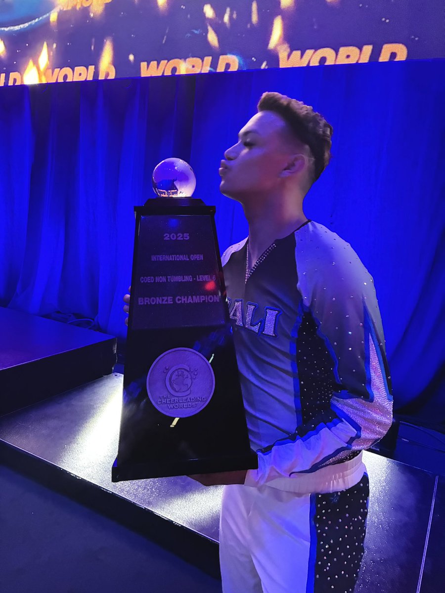Third in the world and my first ever globe.   Little Ethan would be so proud. 🥉👑✨