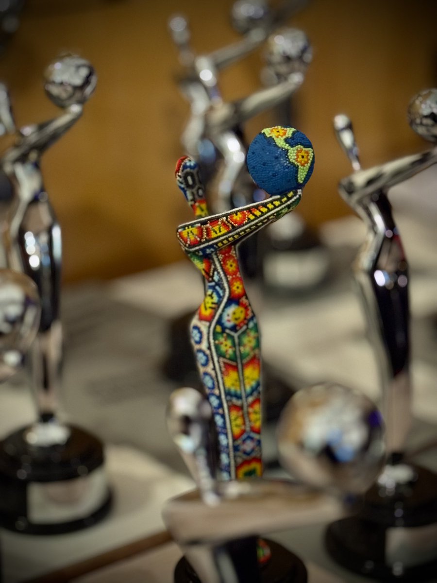 No te pierdas la alfombra de ganadores de los #PLATINO2025

smartplatino.tv/videos/detail/…