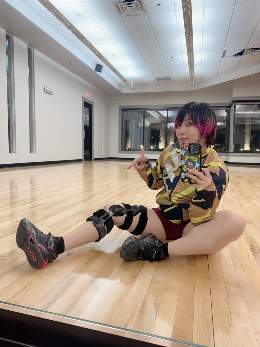 ASUKA / 明日華 (@wweasuka) on Twitter photo 