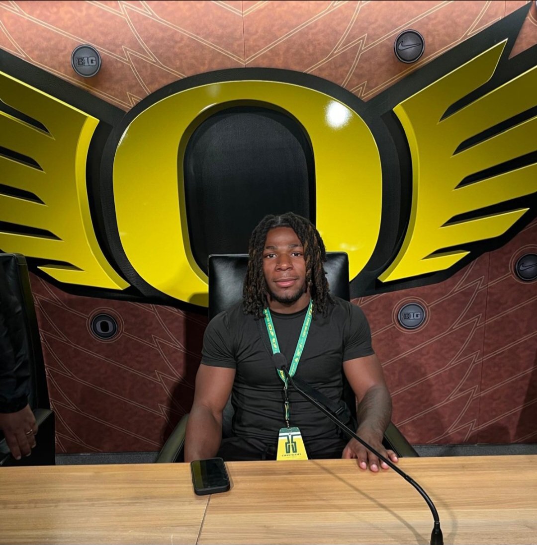 David Gabriel Georges (@davidgg27) on Twitter photo Had a wonderful time in Eugene, Oregon! Thank you <a href="/oregonfootball/">Oregon Football</a> for having me ! <a href="/CoachDanLanning/">Dan Lanning</a> <a href="/RashaadSamples/">CoachSamp</a>
<a href="/BaylorSchoolFB/">Baylor School Football</a> <a href="/ErikKimrey/">Erik Kimrey</a>
<a href="/jay_agenor/">Jean R. Agenor (Jay) 🇭🇹 🇨🇦</a>
<a href="/TomLoy247/">Tom Loy</a>
<a href="/SWiltfong_/">Steve Wiltfong</a> <a href="/ChadSimmons_/">ChadSimmons</a>
<a href="/adamgorney/">Adam Gorney</a> <a href="/LemmingReport/">Tom Lemming</a> Had a wonderful time in Eugene, Oregon! Thank you <a href="/oregonfootball/">Oregon Football</a> for having me ! <a href="/CoachDanLanning/">Dan Lanning</a> <a href="/RashaadSamples/">CoachSamp</a>
<a href="/BaylorSchoolFB/">Baylor School Football</a> <a href="/ErikKimrey/">Erik Kimrey</a>
<a href="/jay_agenor/">Jean R. Agenor (Jay) 🇭🇹 🇨🇦</a>
<a href="/TomLoy247/">Tom Loy</a>
<a href="/SWiltfong_/">Steve Wiltfong</a> <a href="/ChadSimmons_/">ChadSimmons</a>
<a href="/adamgorney/">Adam Gorney</a> <a href="/LemmingReport/">Tom Lemming</a>
