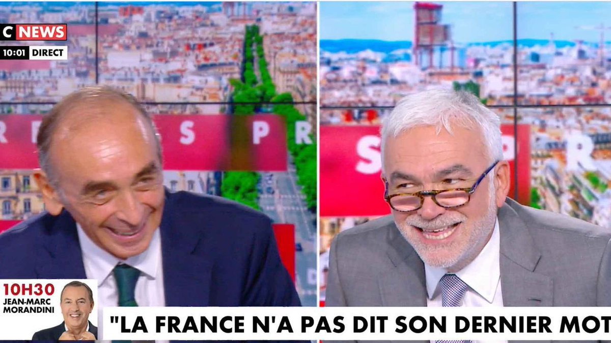 On est d’accord que les responsables des attentas envers la communauté musulmanes de france, sont les médias, certains politiciens et la normalisation de l’islamophobie … tout le monde y va de sa théorie ! 
#AttaqueCouteau
