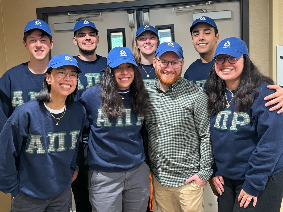 Andrew Riley tweet media