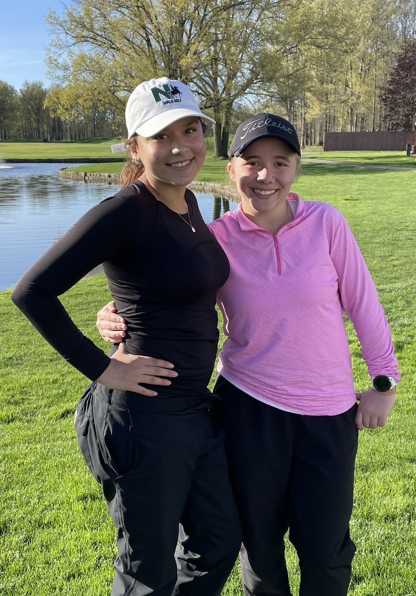 Polly and Maddie competing in a US Kids Tournament  @avalovonlakes