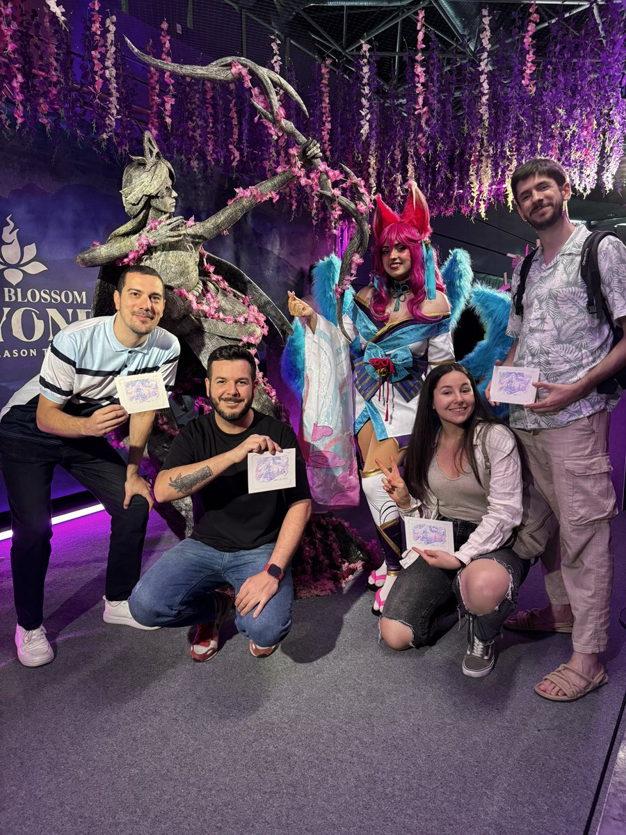 Muy top esto! ❤️
<a href="/lol_es/">League of Legends ES</a> <a href="/lolesports/">LoL Esports</a> <a href="/MovistarKOI/">Movistar KOI</a> #SpiritBlossomKOI