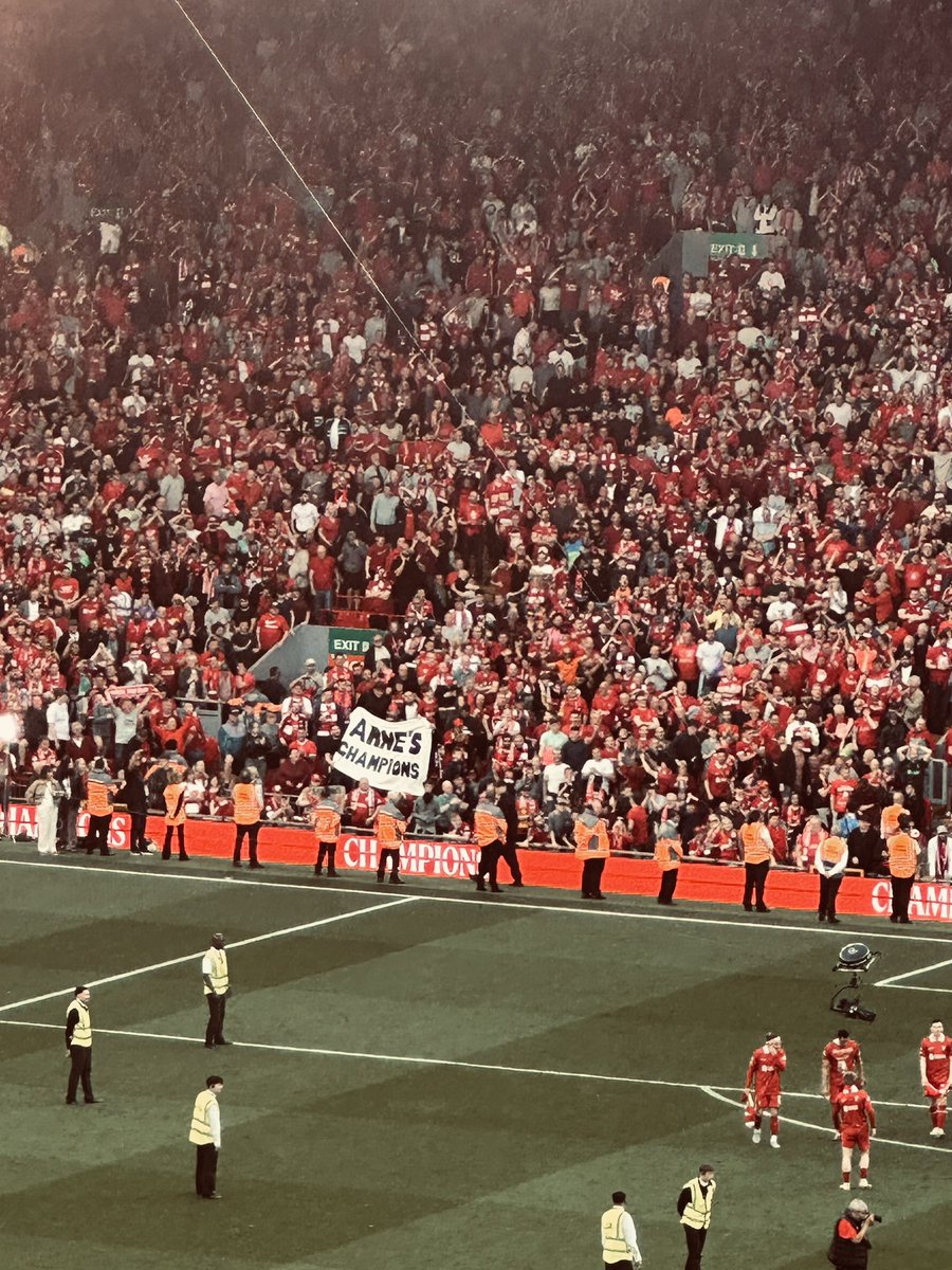 DylanEvs11's tweet image. What. A. Day. 20 🏆 

#LiverpoolFC 🔴🔴