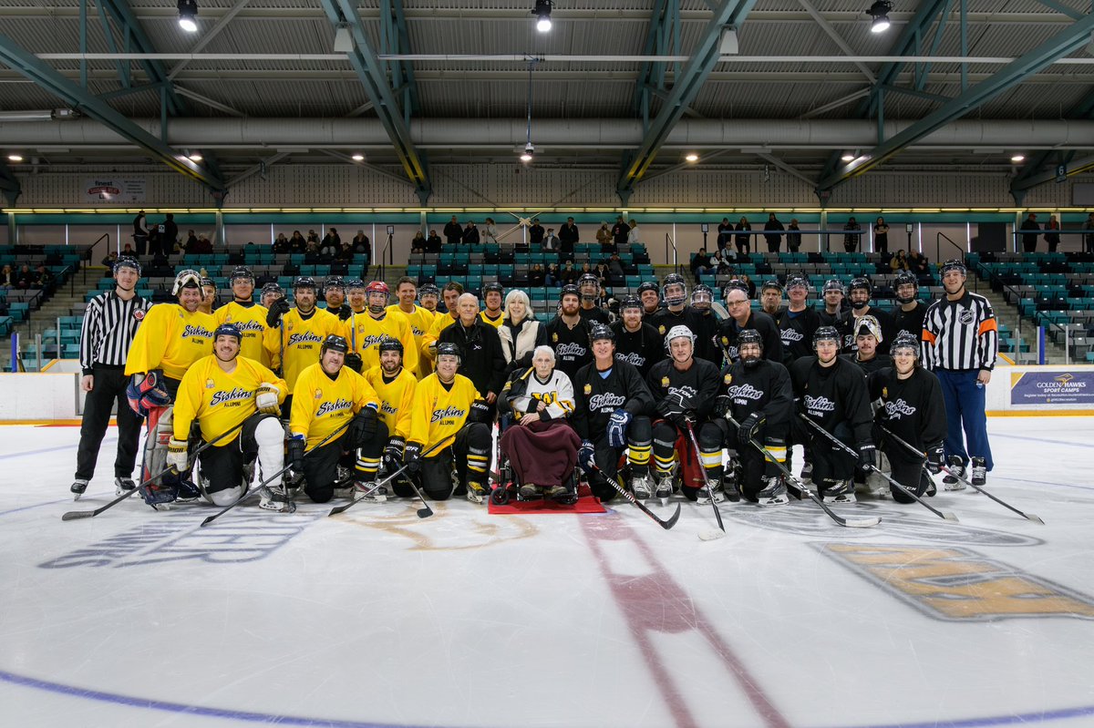 It is with heavy hearts that the Waterloo Siskins mourn the passing of Greg Beaupre. 

Greg was a proud alumnus and leader of our team. He spent 29 years with the organization. His passion, character, and love for the Siskins family will never be forgotten.