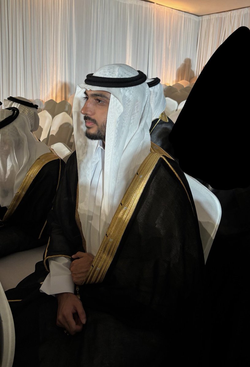 A new chapter in life begins.🎓