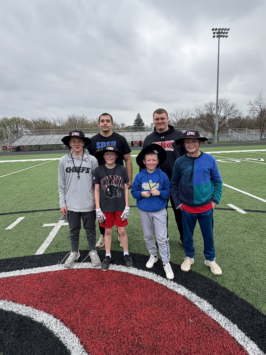 bvhsfootball's tweet photo. Bravo dudes getting recognized by varsity members today at camps! #LynxWay #onefamily #bvbeasts #bvpipeline https://t.co/BoDikcmeMz