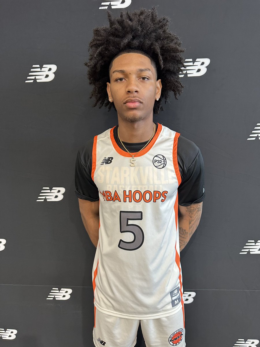 Demarrion Gibson erupts for 27 and Jaden Tate drops 23. Duo combined for 50 against Caleb Williams who finished 21 in an epic battle during Session 3!
<a href="/p32league/">P32 League</a> <a href="/Shoemanj/">Lavel Johnson</a>