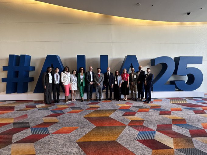 Michael Ernst (@mernsturo) on Twitter photo #AUA25 Day 2 is in the books!
1️⃣ Modeled official hair cut of AUA25
2️⃣ Young Uro Forum - good for the soul
- thanks <a href="/CarmenTongGU/">Carmen Tong</a>
3️⃣ In-flow-encer pic
4️⃣ Societies for Peds Urology
- no pics, but plenty of friends
Tomorrow 1/2 day before back to NY and the day job 🤪 #AUA25 Day 2 is in the books!
1️⃣ Modeled official hair cut of AUA25
2️⃣ Young Uro Forum - good for the soul
- thanks <a href="/CarmenTongGU/">Carmen Tong</a>
3️⃣ In-flow-encer pic
4️⃣ Societies for Peds Urology
- no pics, but plenty of friends
Tomorrow 1/2 day before back to NY and the day job 🤪