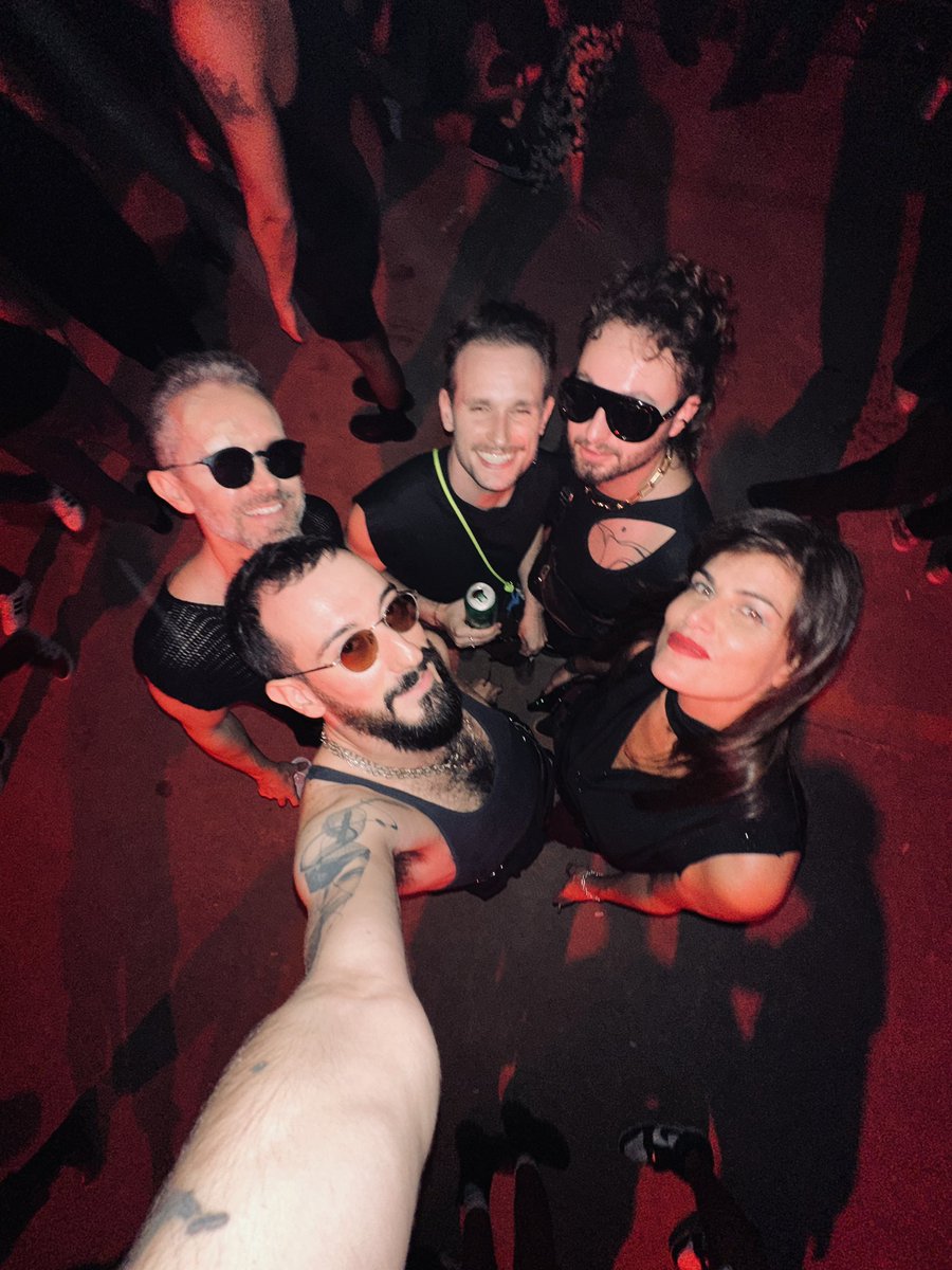 sergiolonlon's tweet photo. Ontem vivemos! Que festão ❤️‍🔥

Amplo - Porto Alegre https://t.co/YRf0UBQBXs